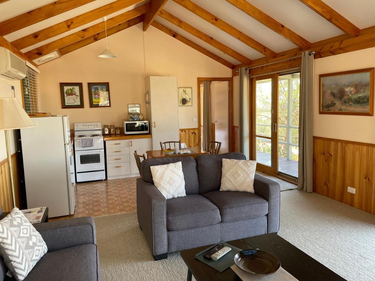 Warby Cottage Wangaratta Luaran gambar